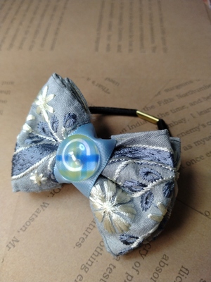 新作 本物のミモザ にゃんこ ヘアゴム