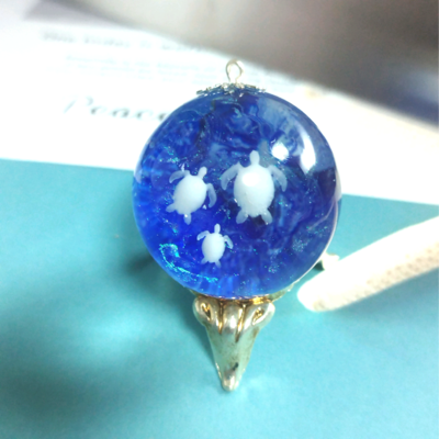 レジンヘアゴム　オーバル　大ぶり　ブルー　雪　水色　冬　銀 レジンヘアゴム オーバル 大ぶり ブルー 雪 水色 冬 銀 【公式通販】